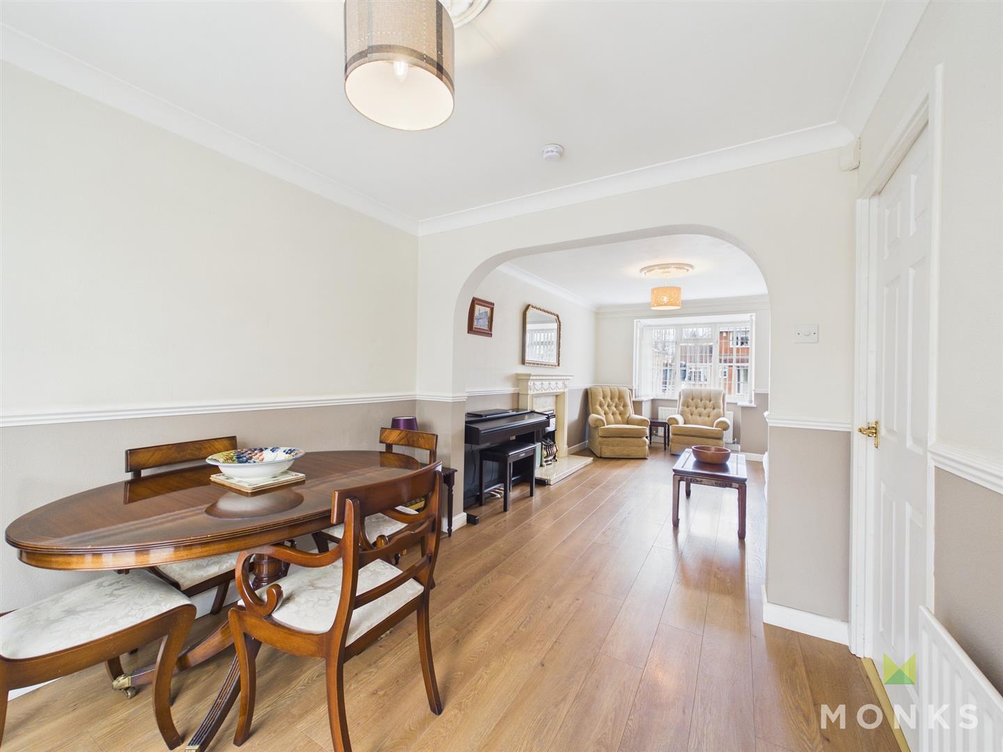 3 Oswell Road, Shrewsbury, SY2 5YL For Sale